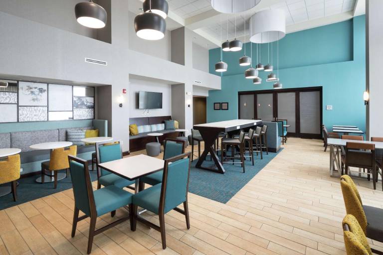 Hampton Inn & Suites Rochester-North — photo 3