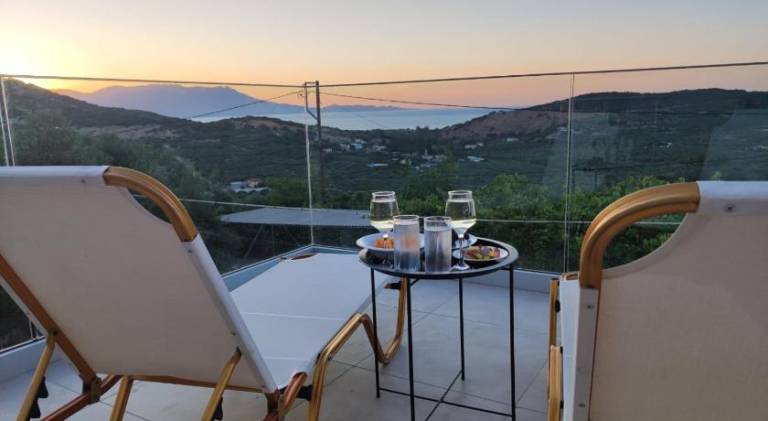 Vacation home with terrace in Kissamos