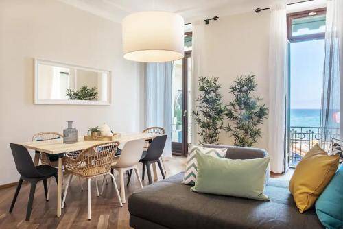 Bed and breakfast  Alassio