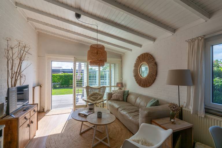 Fully equipped lovely bungalow with yard & terrace | Dogs allowed — photo 3