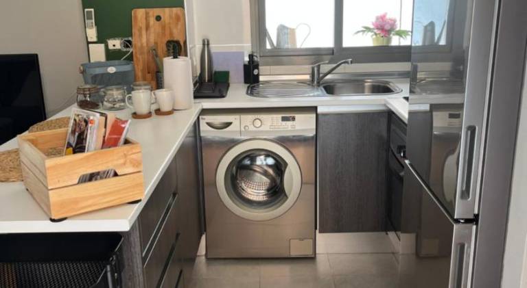 Apartment with patio | Close to Málaga Cathedral | Good for workation | Pets are welcome — photo 5