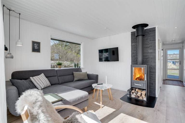 House with terrace — photo 4