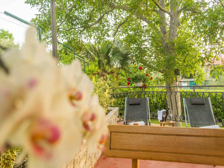 Holiday apartment with terrace and sea view — photo 5