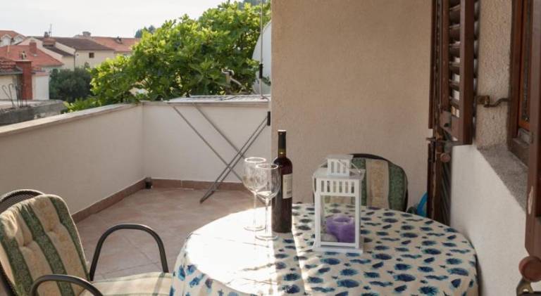 Lovely holiday apartment with barbeque & patio | Good for workation | Dogs allowed — photo 4