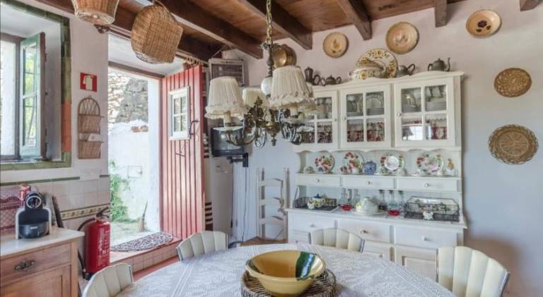 Fully equipped vacation home with barbeque, private pool & patio | Suitable for remote work | Pets allowed — photo 3