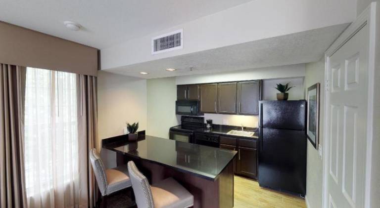 Chase Suites Hotel Brea — photo 3
