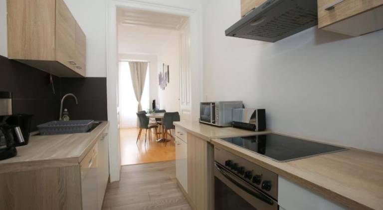 Apartment with 1 room for 5 persons — photo 3