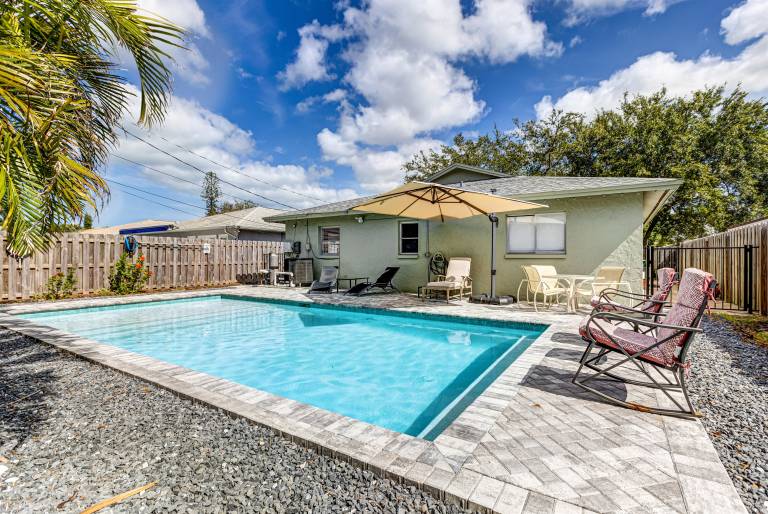 House  Naples