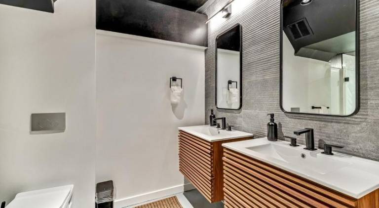 Fully equipped rental apartment with sauna | Close to Liberty Bell | Perfect for remote work | Dogs allowed — photo 2