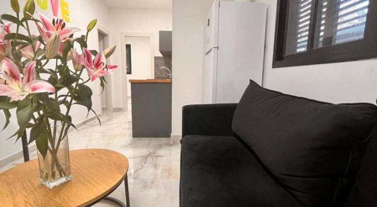 Apartment with pool | Pets are welcome in Herzliya