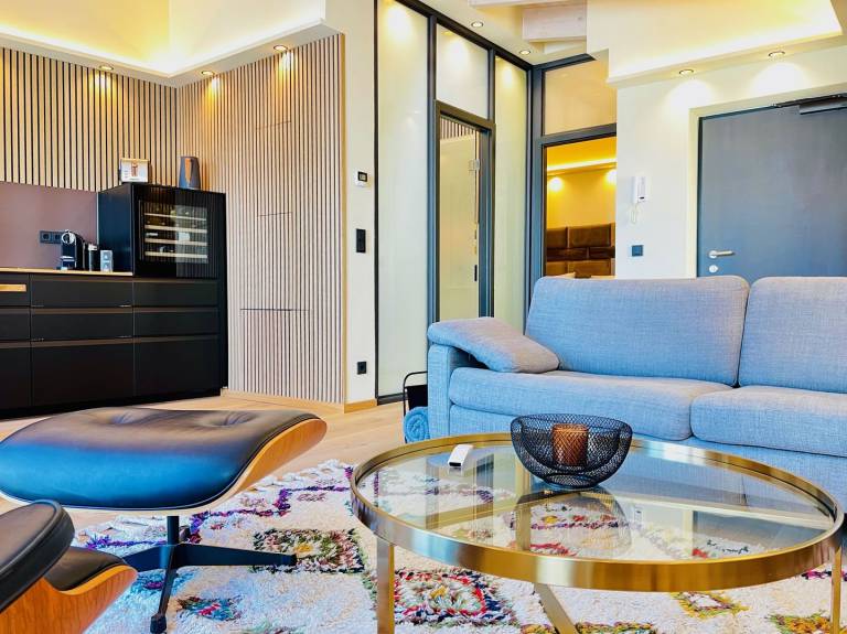 Hafenblick und stylische Atmosphäre im nagelneuen HafenCity Loft Stralsund — photo 2