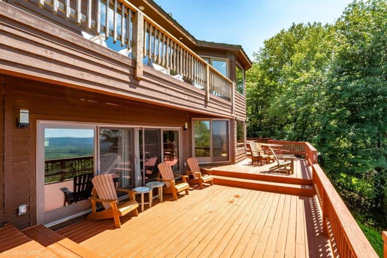 House Canaan Valley