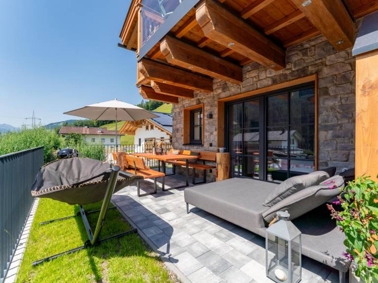 Modern chalet with pine sauna by the ski lift — photo 2