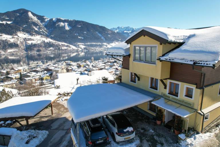 Apartment with garden & terrace | Lake view — photo 2