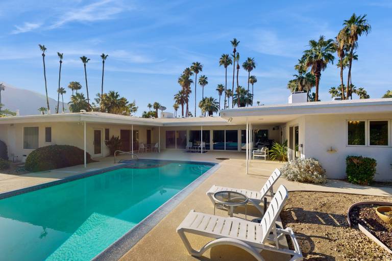 Casa Deepwell Estates