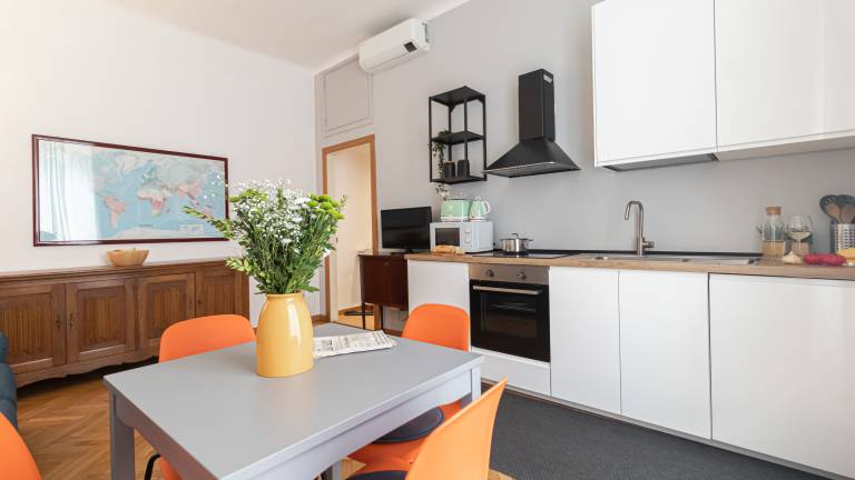 Holiday apartment | Close to Sforza Castle | City view — photo 2