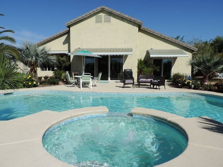 Hus Spring Mountain Ranch