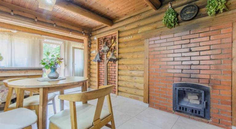 House with jacuzzi & sauna in Vilnius