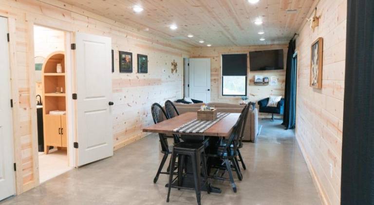 Pleasant house with hot tub | Pet-friendly — photo 3