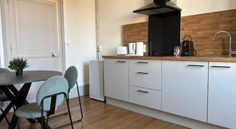 Rental apartment with garden & patio — photo 3