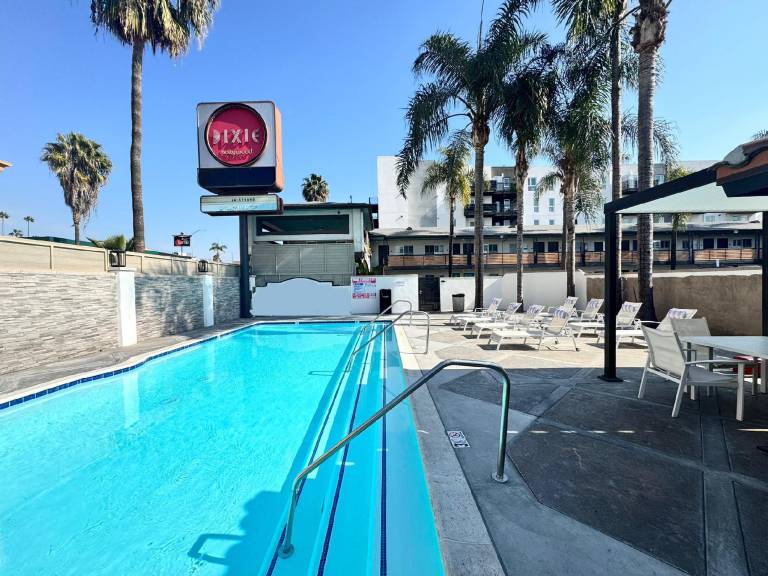 The Dixie Hollywood Hotel in Los Angeles, CA