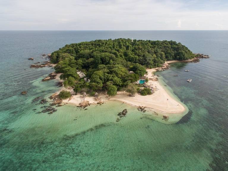 Koh Munnork Private Island in Klaeng
