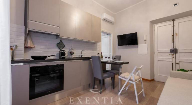 Wonderful holiday apartment | Next to Trevi Fountain | Good for workation | Pets allowed — photo 3