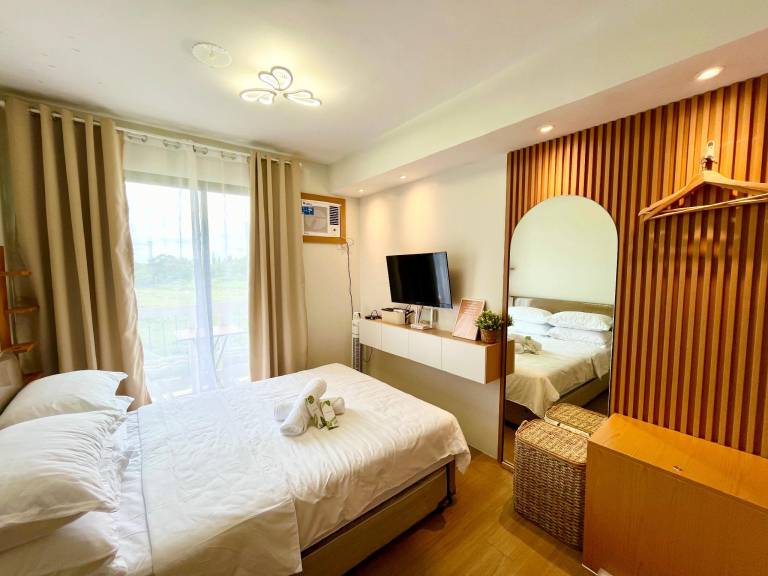 Rental apartment with pool & garden | Good for workation in Tagaytay