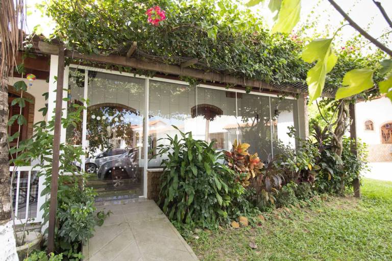 Casa Iguaba Grande