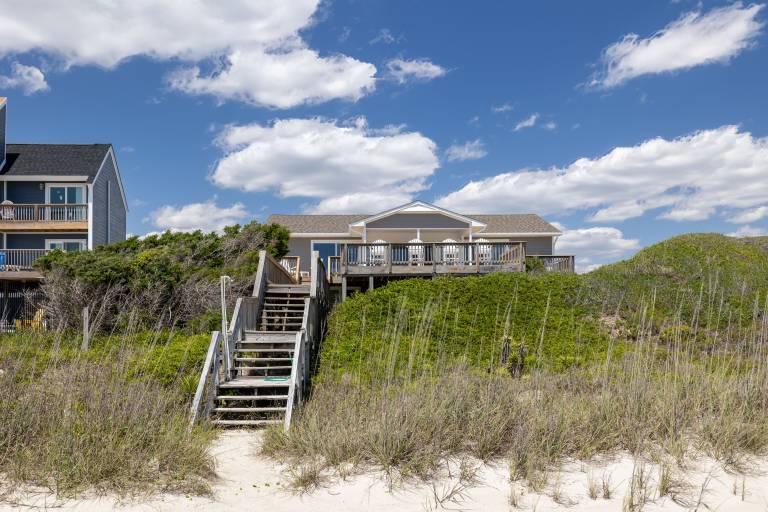 House Emerald Isle