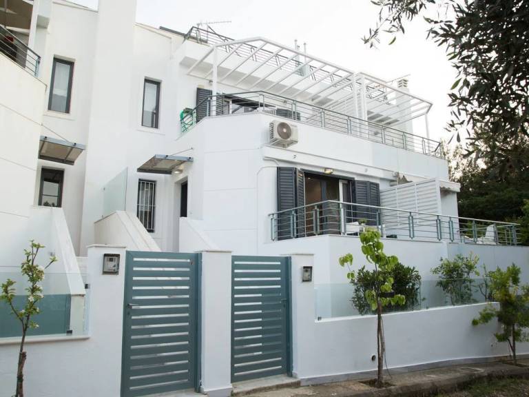 Διαμέρισμα  Παραλία ΕΟΤ Μαρκόπουλου