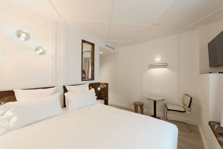 Wallace Hotel et Bar in Issy-les-Moulineaux
