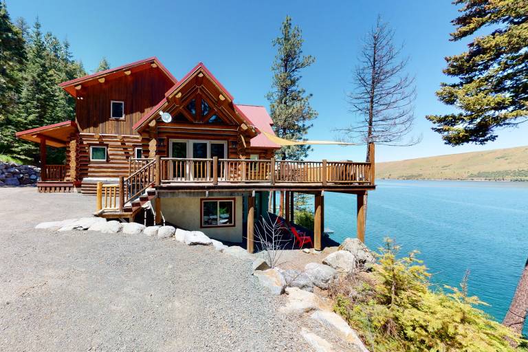 House Wallowa Lake