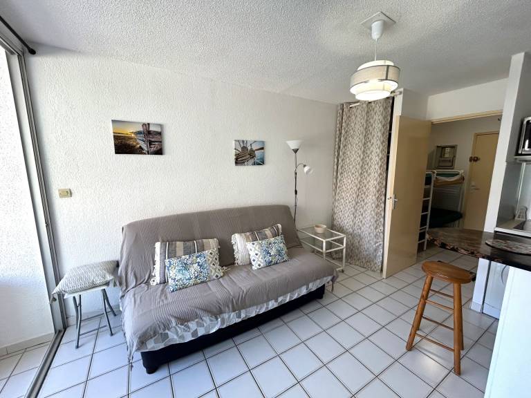 Charming studio with pool | Close to the beach | Pets are welcome — photo 5