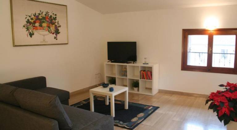 Apartment with 2 rooms for 6 persons — photo 5