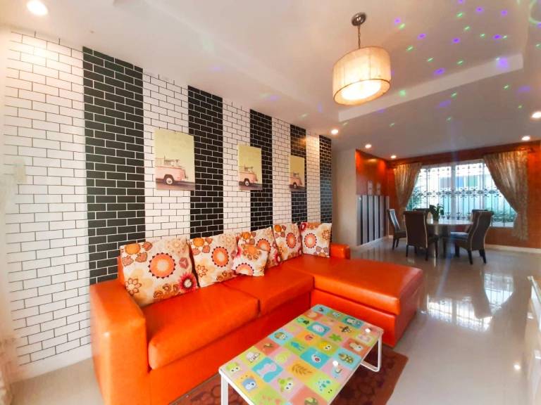 House with barbeque, terrace & private pool | Perfect for remote work | Dogs allowed — photo 3