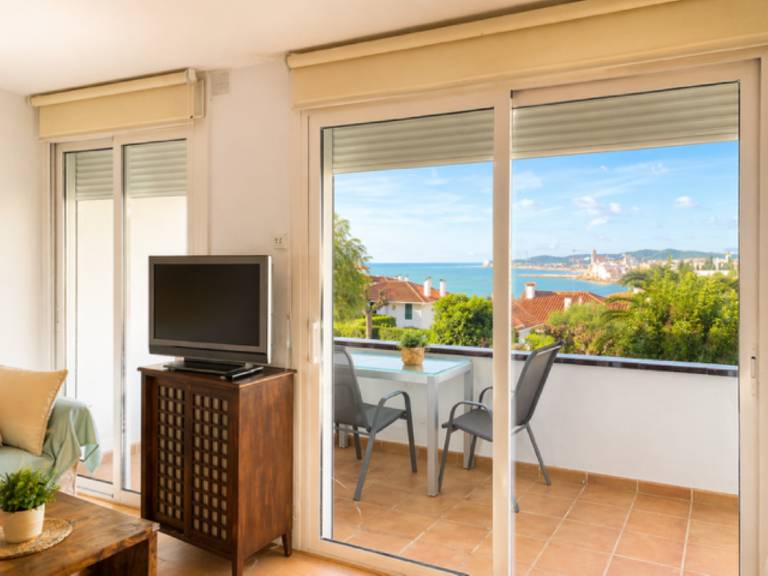 Charming apartment with pool, garden & patio | Next to the beach | Good for workation | Pets allowed — photo 2