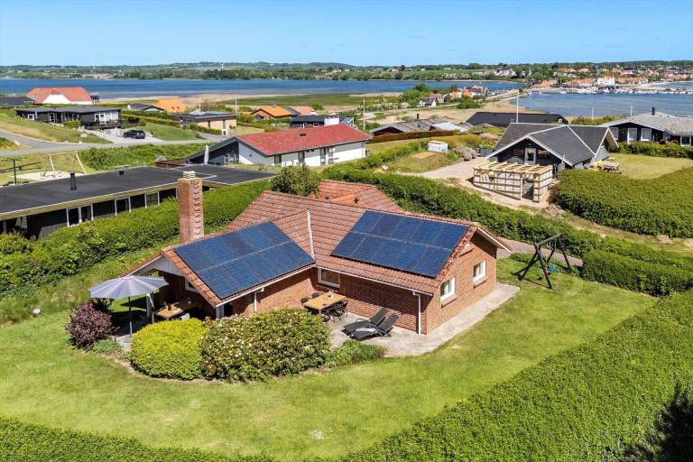 Feriehus  Hejlsminde Strand