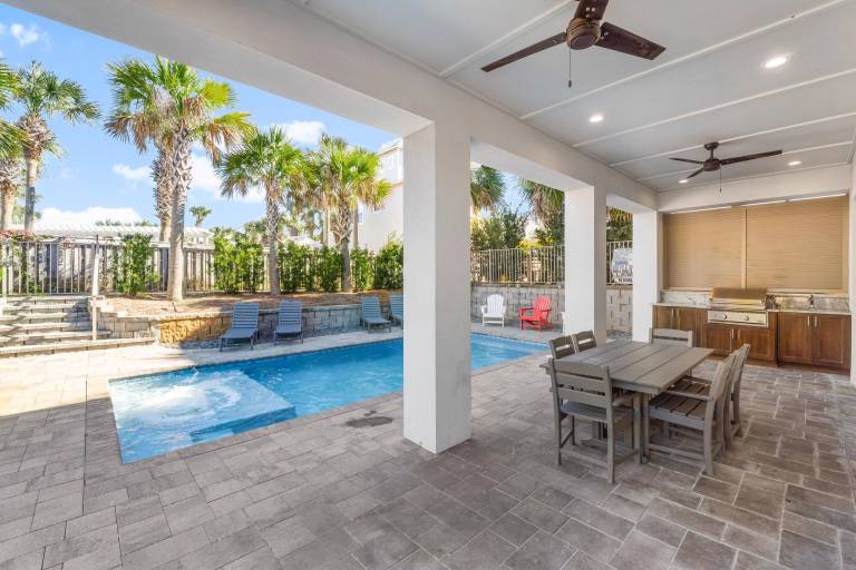 House with BBQ & private pool | City view in Miramar, FL