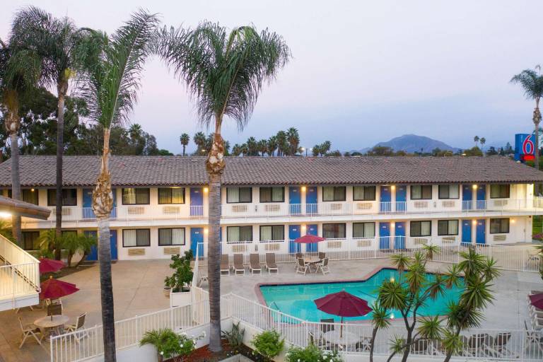 Motel 6 Camarillo, CA — photo 5
