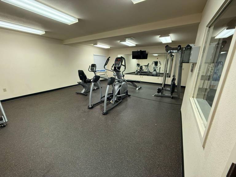 Richland Inn and Suites — photo 4