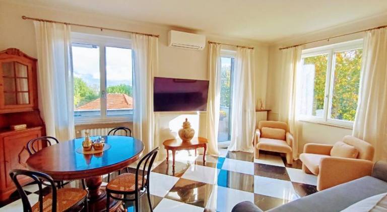Apartment with 2 rooms for 6 persons — photo 2