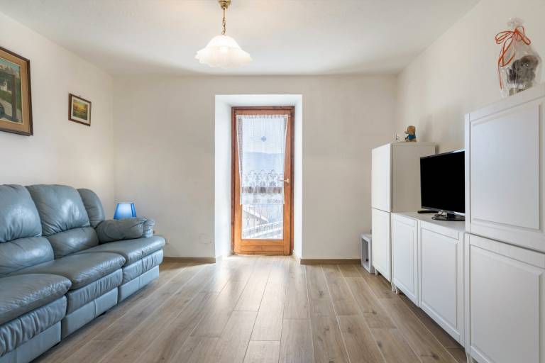 Fully equipped rental apartment with terrace | Mountain view | Good for workation | Pet-friendly — photo 5
