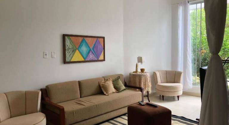Charming vacation home with pool | Pet-friendly — photo 3