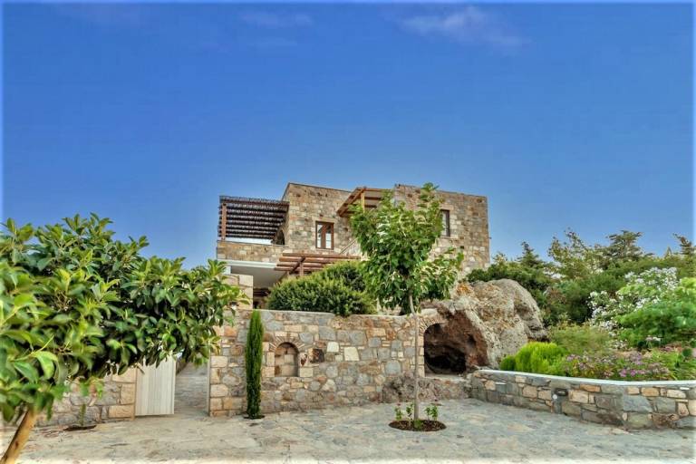 Villa | Next to the beach | Pets are welcome in Patmos