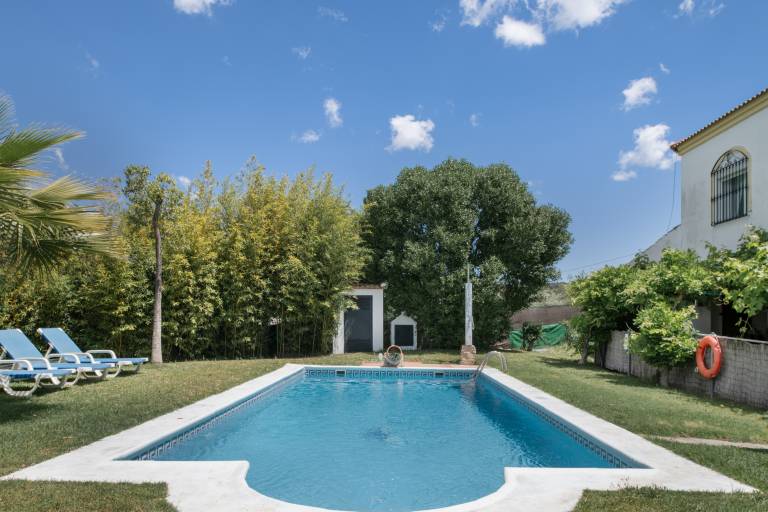 Cantarrana 2 Apartment: Pool, Wi-Fi, Air Conditioning in an Idyllic Setting in Ronda