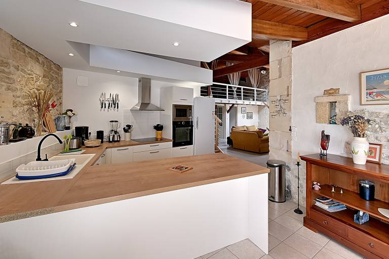 Children-friendly vacation home with pool, yard & BBQ | Dogs allowed — photo 2