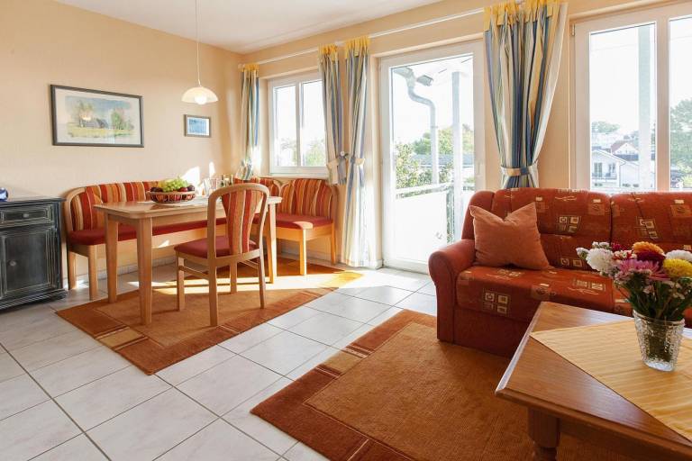 Wonderful holiday apartment with patio & garden | Pets allowed — photo 3