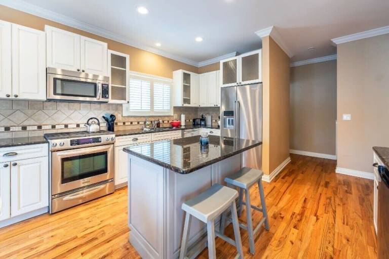 House  Novi