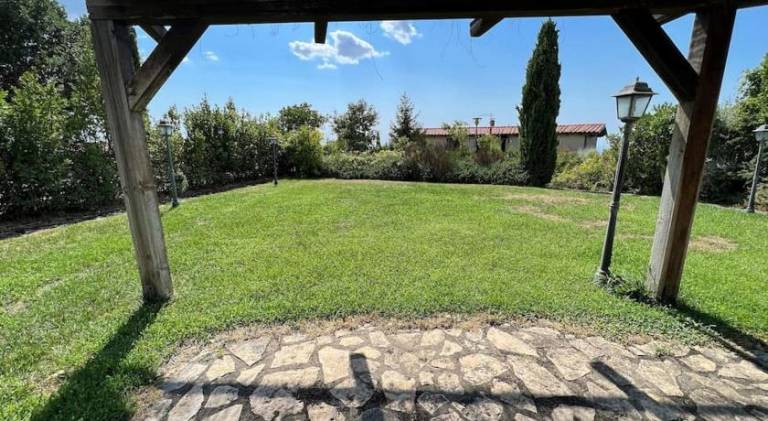 Villa with 4 rooms for 7 persons in Scansano